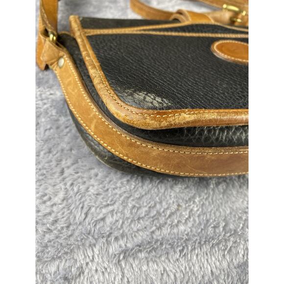 Vintage Dooney & Bourke All Weather Leather Black Pebble Grain Crossbody Purse - Picture 6 of 11